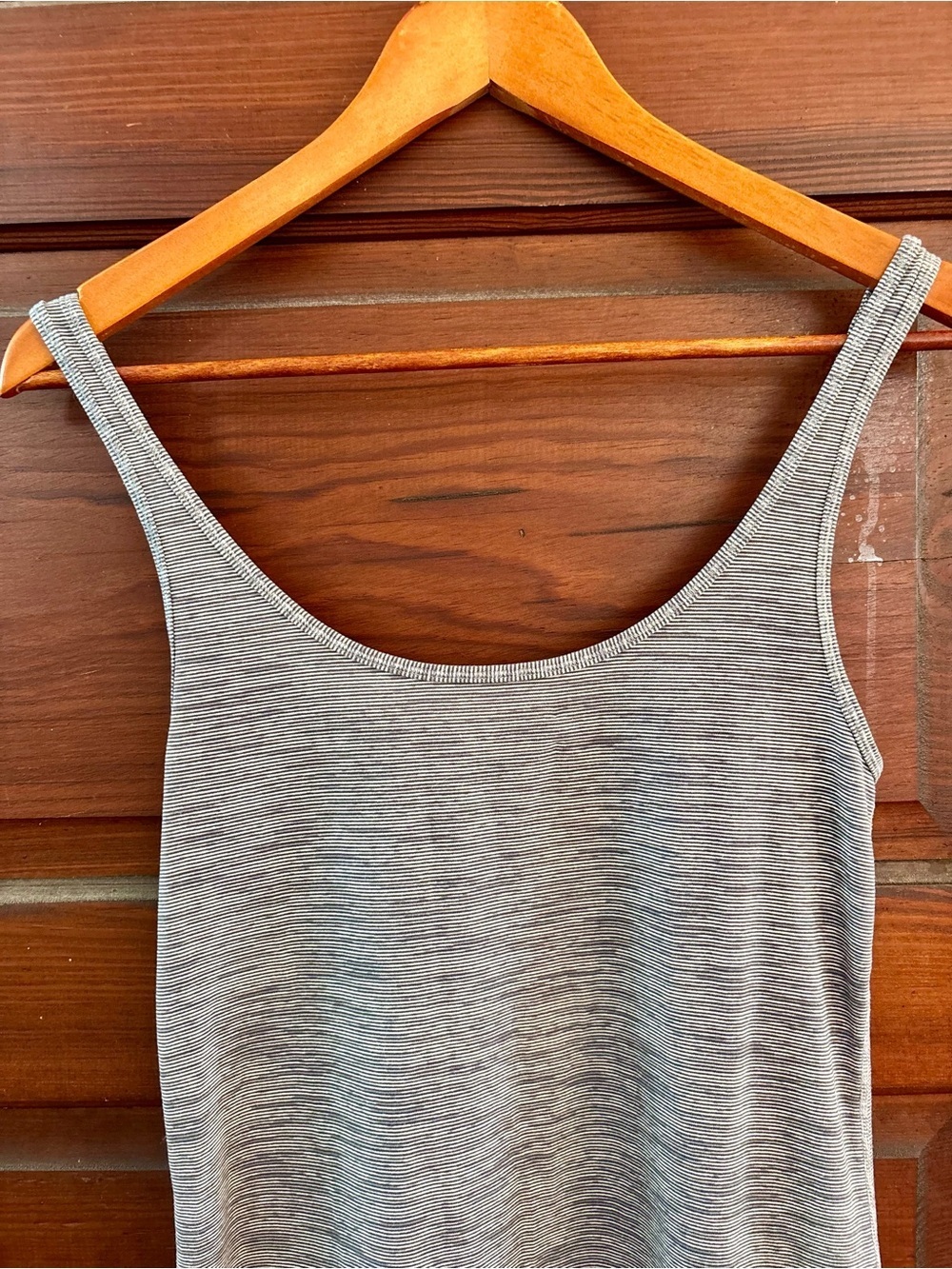 Lululemon Women’s Scoop Neck Sleeveless Daily Tank in Wee Are From Space Coal Fo - Picture 7 of 10